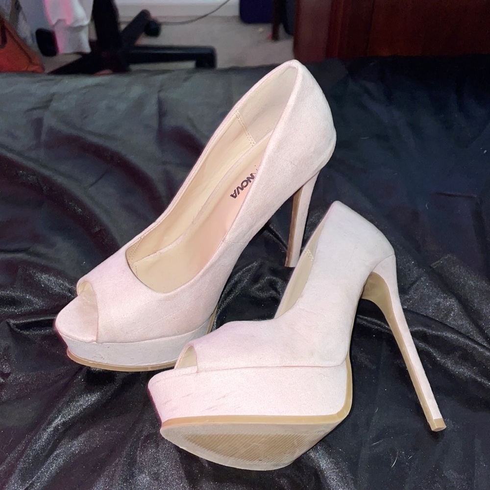 fashion nova pumps